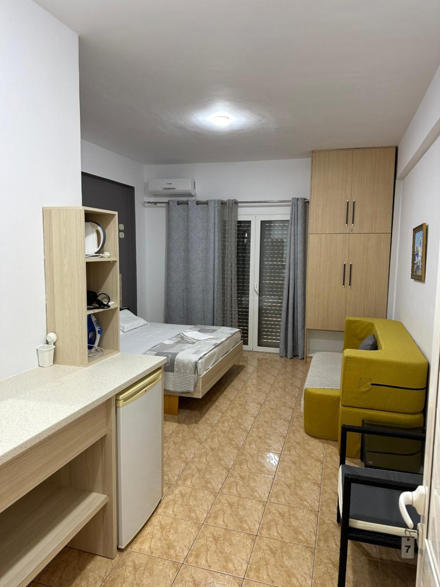 Salt Life Hotel Dhërmi Exterior foto